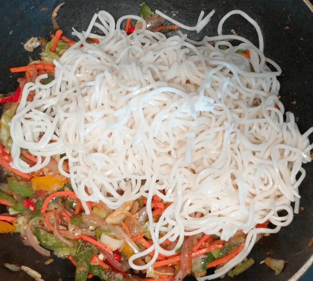 Veg Hakka Noodles Recipe with Step By Step Instructions 14