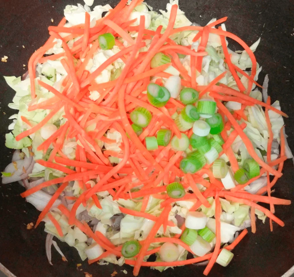Veg Hakka Noodles Recipe with Step By Step Instructions 9