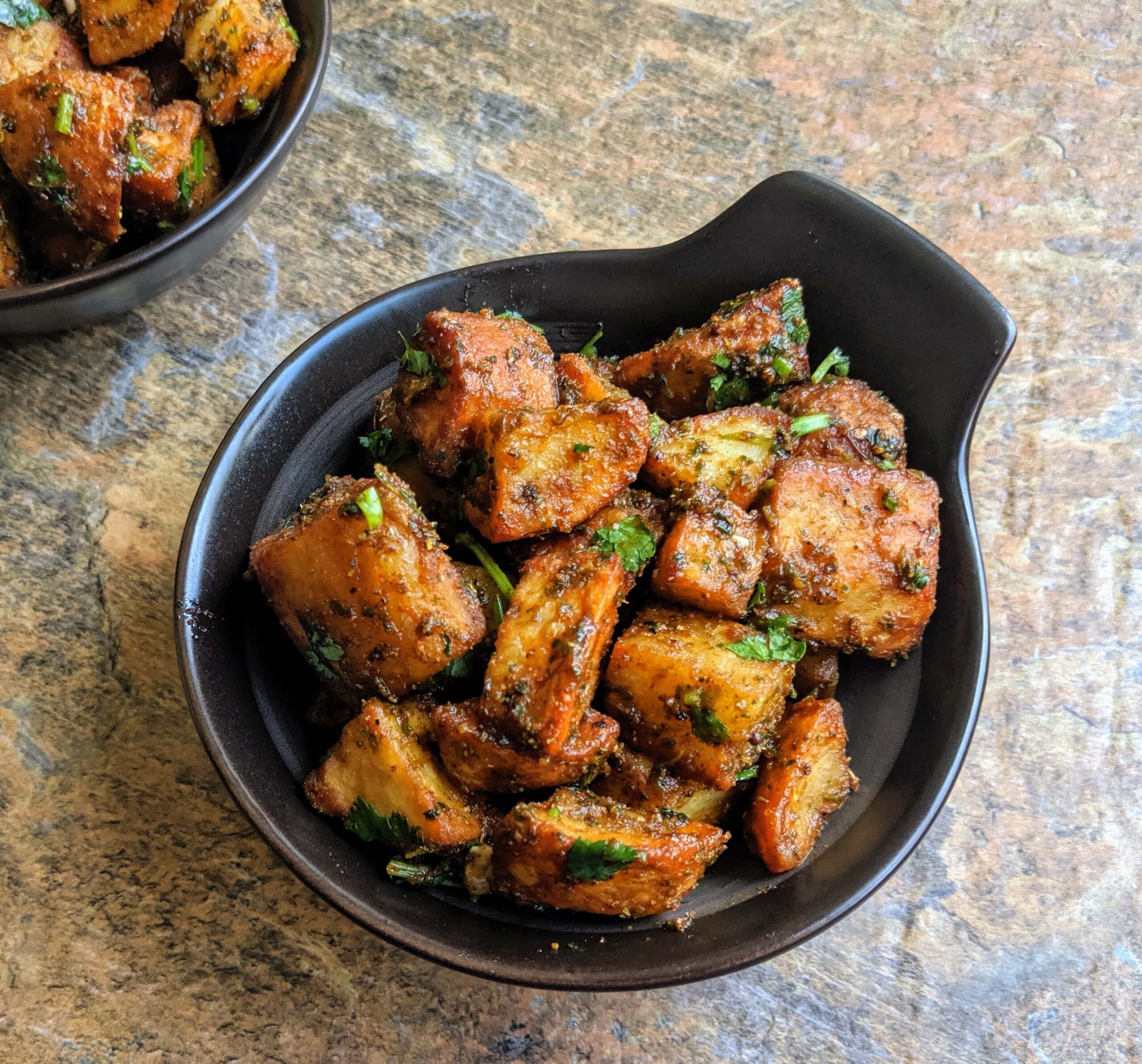 [Image of Aloo chaat street food in Delhi]