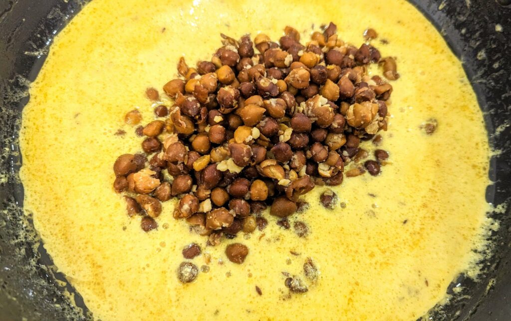 Jaisalmeri Kala Chana Kadhi Recipe Step By Step Instructions 10